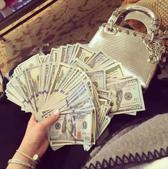 nhan sac trung binh tuoi vua 33 co gai thanh hoa tuyen chong luong 30 trieu bi dan mang cuoi che