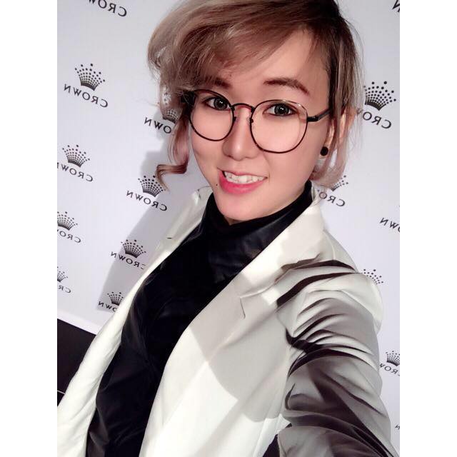 dan mang xuc dong truoc bo anh chan thuc chong cung vo vuot can