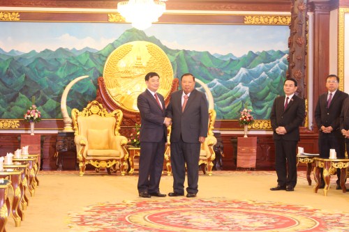 hoi huu nghi viet lao tiep kien tong bi thu chu tich nuoc lao bounnhang vorachith