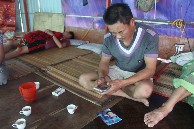 tim con trai mat tich bo nhan duoc dien thoai doi tien tu ke la o tan campuchia