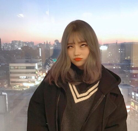 em chong len mang to chi dau tuong lai xau tinh va phan ung bat ngo cua dan mang