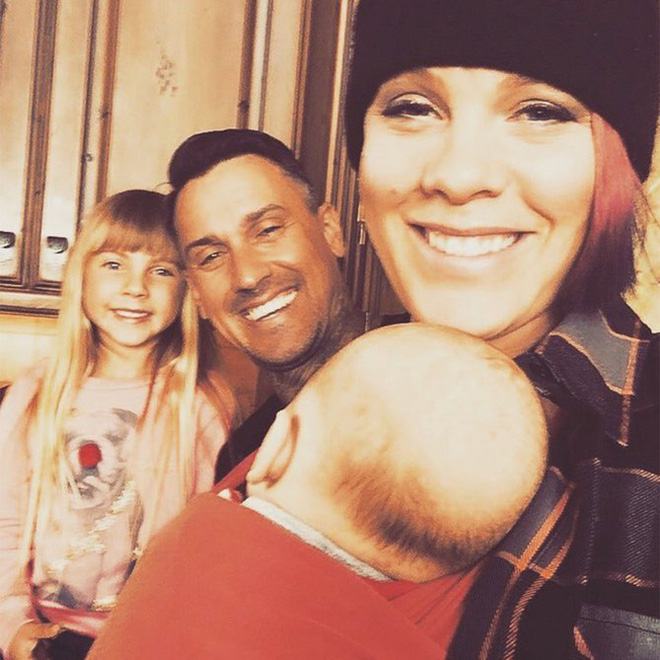 nu ca si noi tieng cham con lam bep khong ngo bi cu dan mang nem da toi tap vi mot chi tiet nho