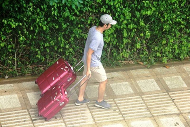 ket xe kinh hoang o cua ngo ra vao san bay tan son nhat suot nhieu gio lien