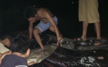 vu dap pha dot xe o to fortuner vi nghi bat coc tre em hai nguoi dan ong di tim mua go