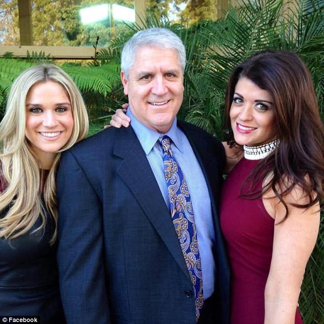 xuat hien nguoi hung cua starbucks hy sinh than minh de danh bai ten cuop co vu trang