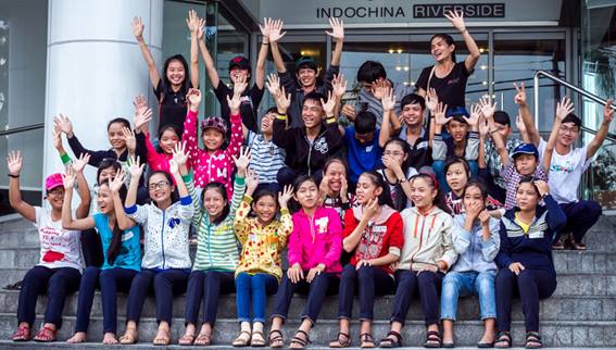 lifestart foundation tai tro hon 12 ty dong cho tre em ngheo va gia dinh co hoan canh kho khan tai quang nam