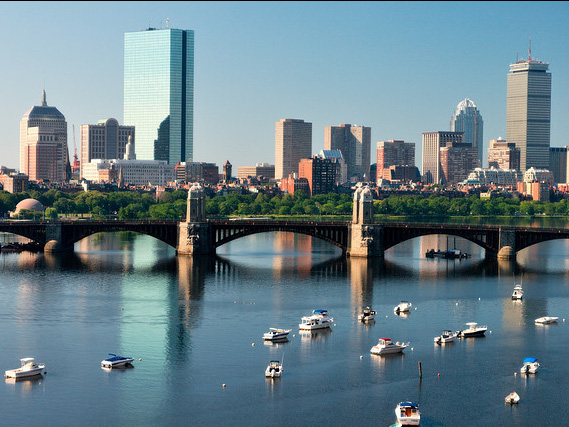 11 thanh pho co gia cho thue nha choc troi cao nhat the gioi