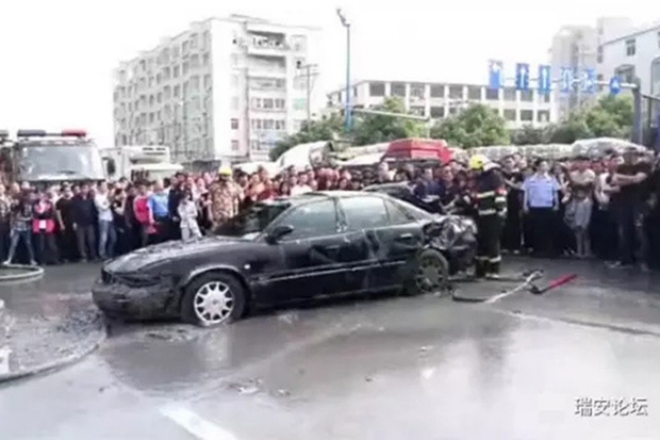 lai xe di tu tap voi ban be roi mat tich bi an 15 nam sau gia dinh dau don don 2 thi the tu duoi long song