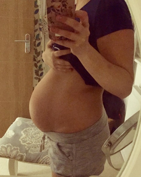 mang thai 3 thang trong bung di sieu am moi thay minh dang mang chum nho su that khien ca nha nga ngua