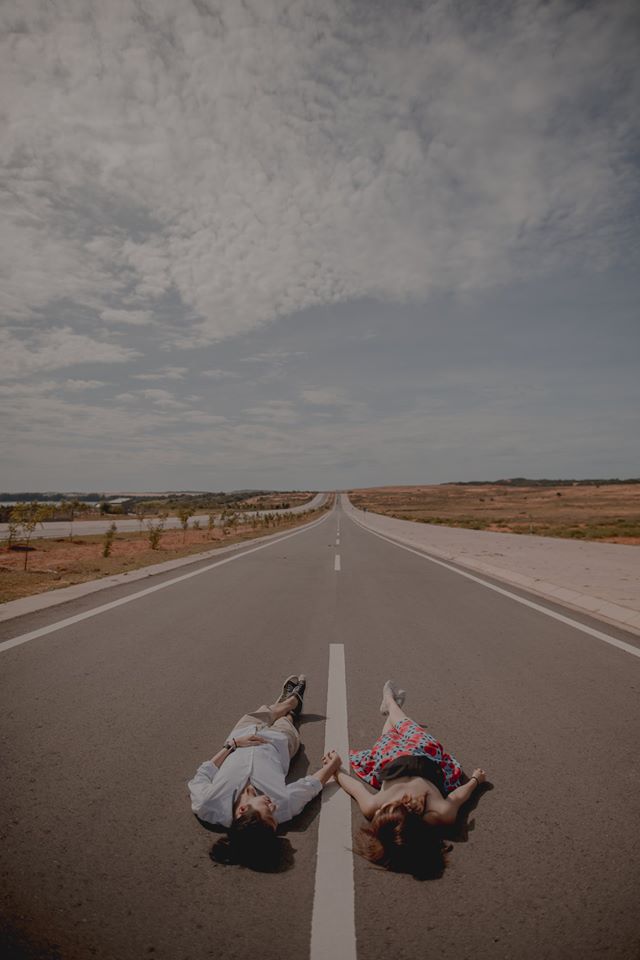 nguoi nguoi do xo di thai han nhiep anh gia thai lan nay lai lien tuc den viet nam de chup anh cuoi