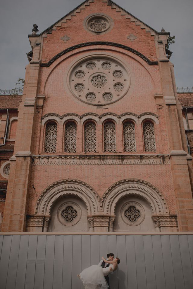 nguoi nguoi do xo di thai han nhiep anh gia thai lan nay lai lien tuc den viet nam de chup anh cuoi