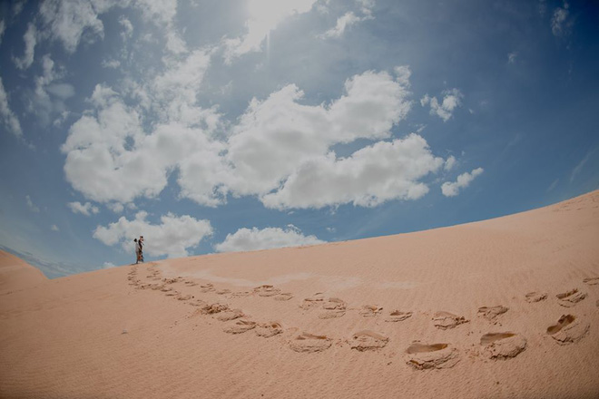 nguoi nguoi do xo di thai han nhiep anh gia thai lan nay lai lien tuc den viet nam de chup anh cuoi