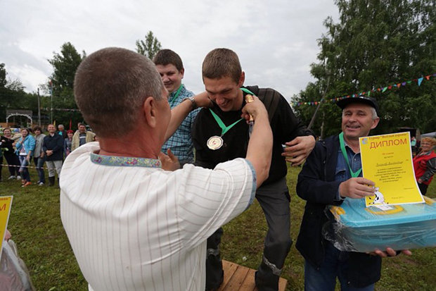 nem min bo khong phai tro dua ma con la mot mon the thao thuc su