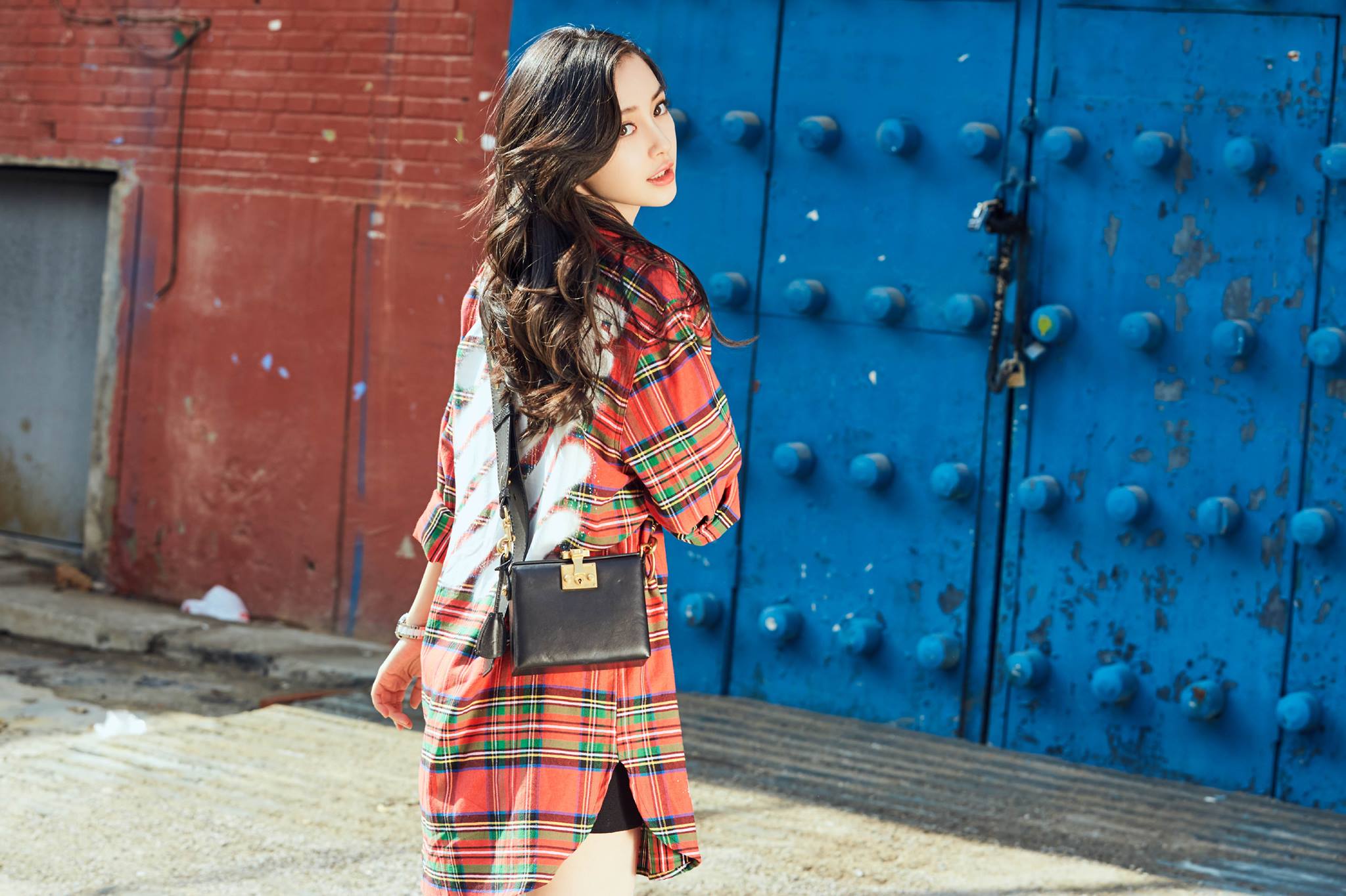 gai mot con angelababy khoe ve dep trong veo nhu nu sinh trung hoc