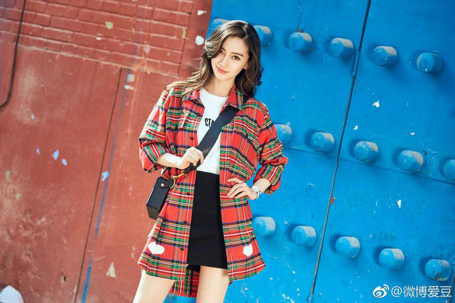 gai mot con angelababy khoe ve dep trong veo nhu nu sinh trung hoc