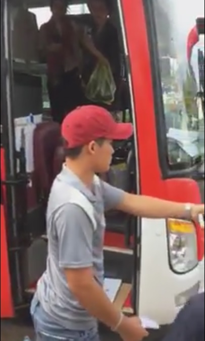 nhan vien nha xe mang duoi du khach do bi nho nuoc bot la nguoi tinh tinh kha hien lanh