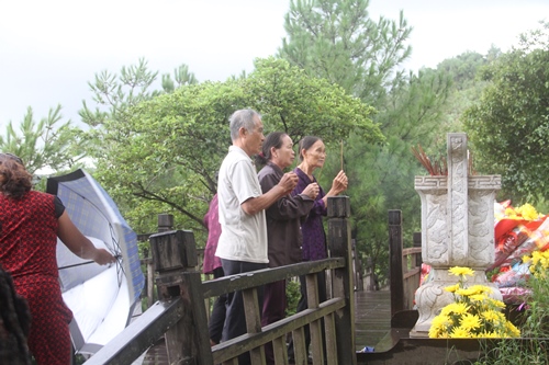 quang binh da co gan 48 trieu nguoi den vieng mo dai tuong vo nguyen giap