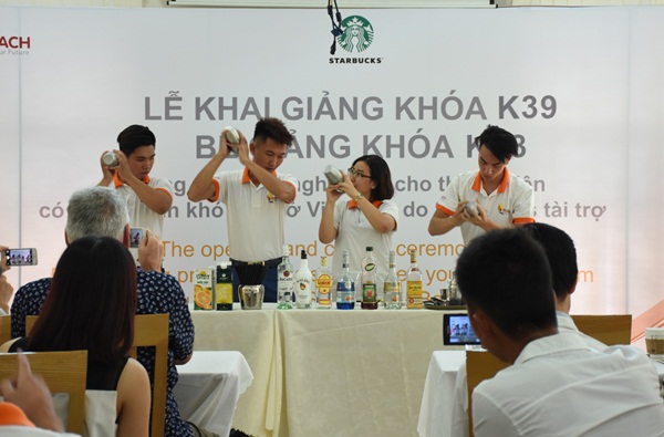 chung tay dem den tuong lai tuoi sang hon cho thanh nien kho khan tai viet nam