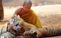 11 dieu khach du lich lam ma nguoi dan dia phuong cuc ghet