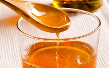 thoi tiet that thuong dung quen meo chua ho bang siro bia ong xa bao dam thich me