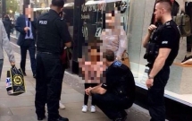 anh them truong hop bat coc tre em tao ton tren duong khien ba me suyt mat con