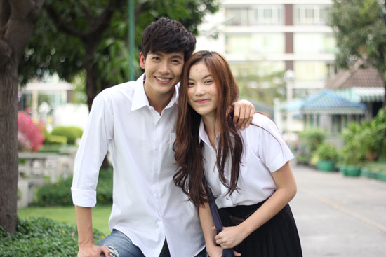 diem mat 10 hot girl cua thai lan khong can sexy van thu hut moi anh nhin