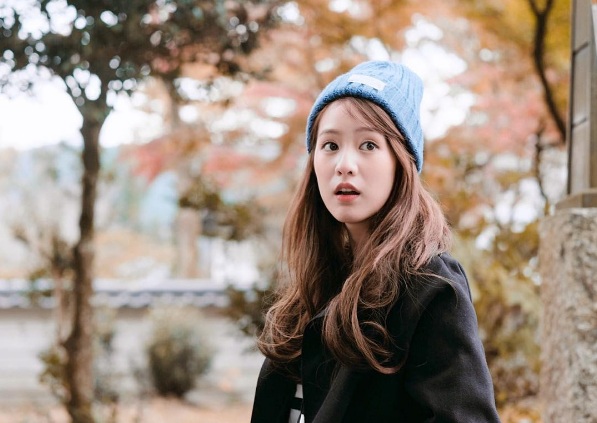 diem mat 10 hot girl cua thai lan khong can sexy van thu hut moi anh nhin