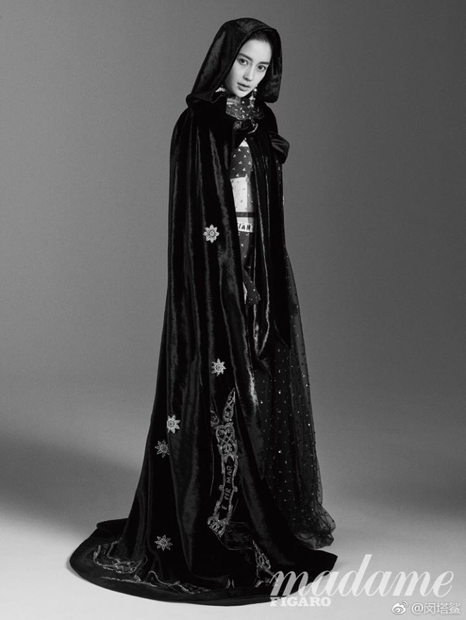 angelababy den toan tap goi cam va bi an trong bo anh moi