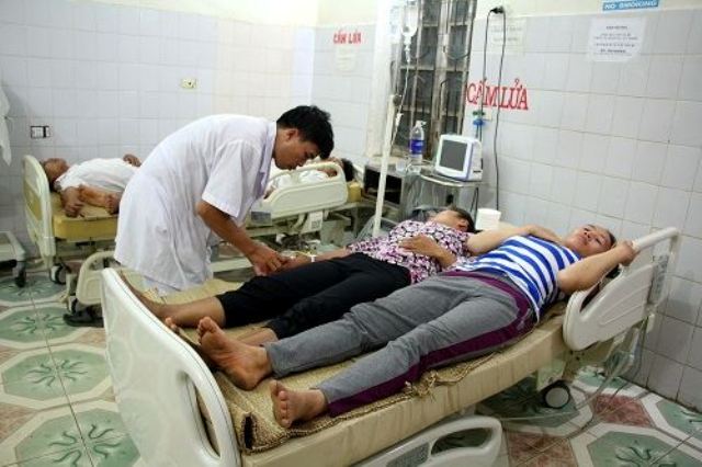 nghe an 10 nguoi nhap vien khan cap do ngo doc sau khi an canh nam