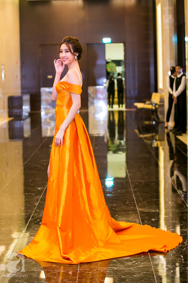 hoa hau do my linh rang ngoi do sac voi a hau huyen my