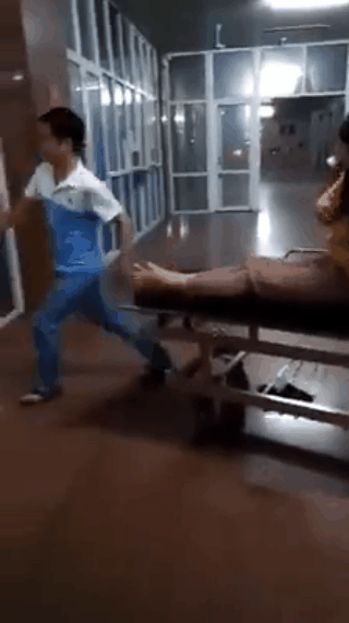 ninh binh nguoi nha benh nhan lam loan benh vien vi bac si tho o