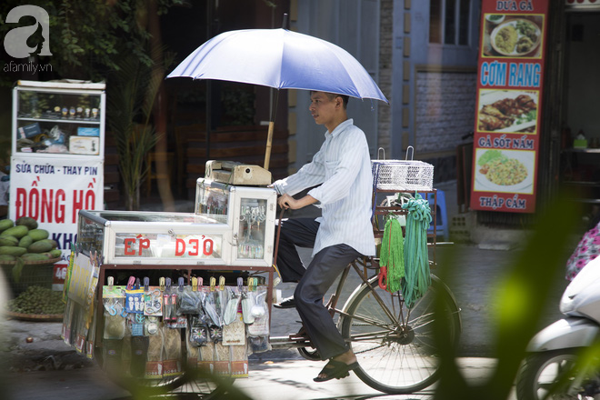 nang nong hon 40 do c nguoi dan ha noi chat vat tranh nang tu sang som