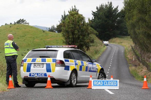 thieu nu du do tan tinh roi giet hai ban trai quen qua mang de cuop o to