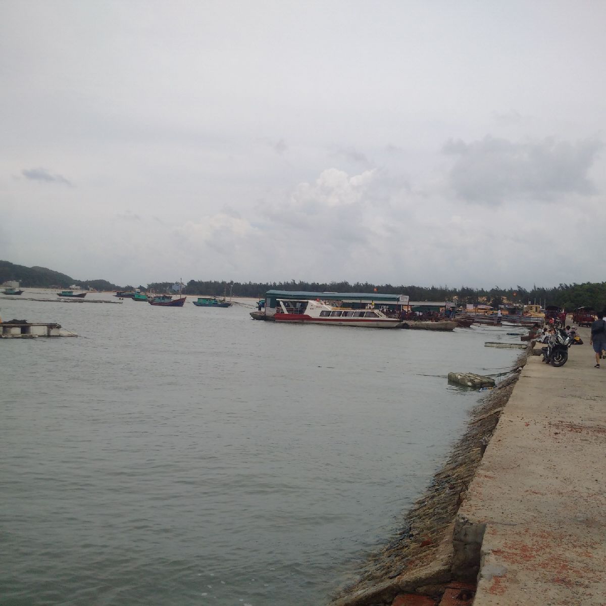 van don quang ninh nhieu du an roi vao canh chet lam sang vi phai doi quy hoach