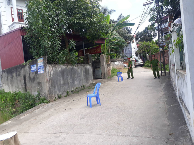 tram truong tram y te chem 3 nguoi o ha noi roi tu sat nan nhan nu 41 tuoi da tu vong be gai 16 tuoi bi tu mau nao dut gan tay