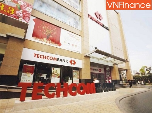 the tham co phieu techcombank thi gia boc hoi 36 chi sau 1 thang niem yet