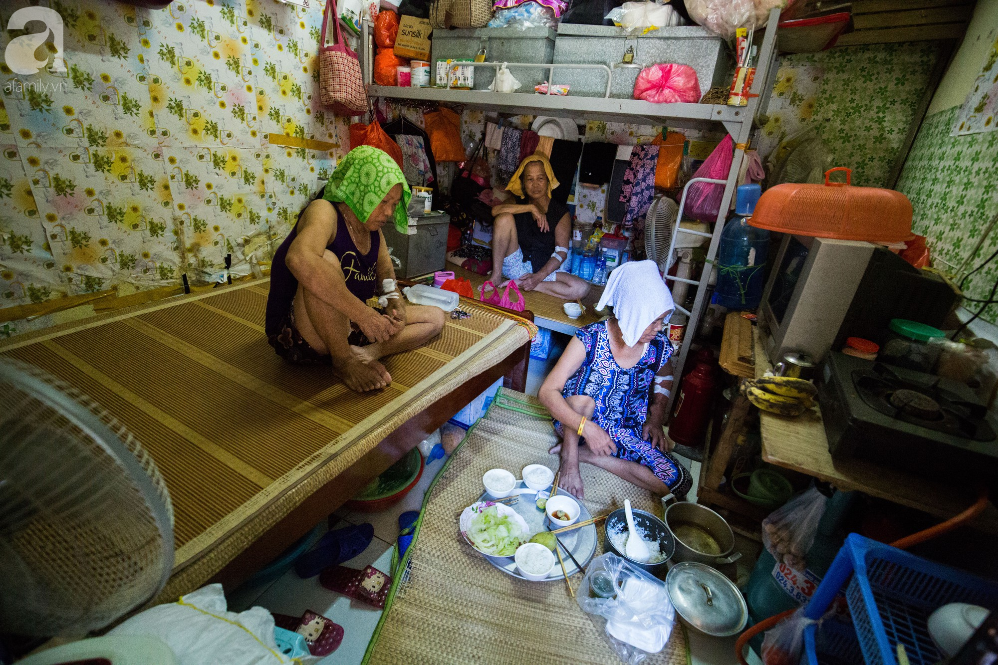 nguoi dan xom chay than o ha noi ngay vat va dem khong ngu noi voi cai nong 40 do c