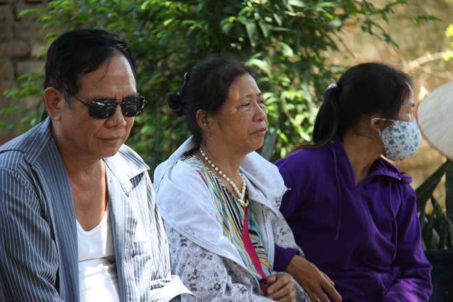 cong an ha noi dung lai hien truong vu tim thay thi the nu nha bao o ben do