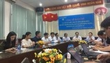 hy huu be gai 4 tuoi nga tu tang 7 chung cu xuong dat van duoc cuu song
