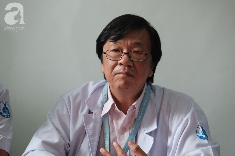 long an be gai 13 tuoi oi ra mau o at tinh mang bi de doa vi can benh rat hiem