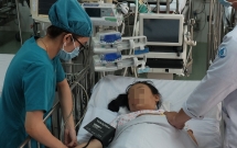 long an be gai 13 tuoi oi ra mau o at tinh mang bi de doa vi can benh rat hiem