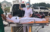 Lật xe Túc túc khiến 9 du khách bị thương ở Vân Đồn