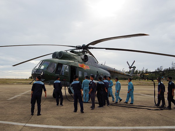khong quan viet nam vua co them trung doan moi trang bi may bay va vu khi gi