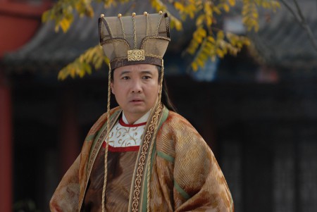 sao phim hoan chau cach cach pham toi ngo sat ra tu thanh danh lay vo dep kem 12 tuoi