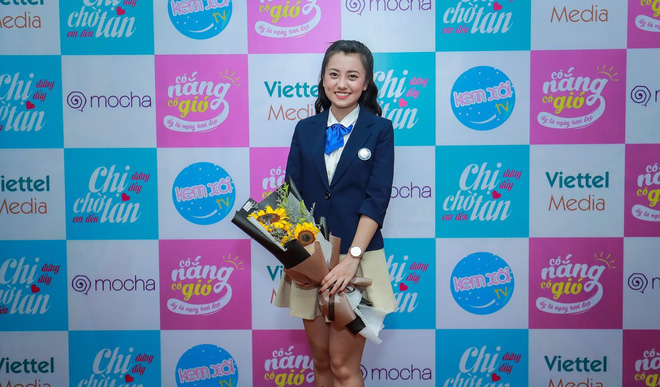 cuoc song cua nu mc chi ong vang noi tieng tu nam 15 tuoi gio ra sao
