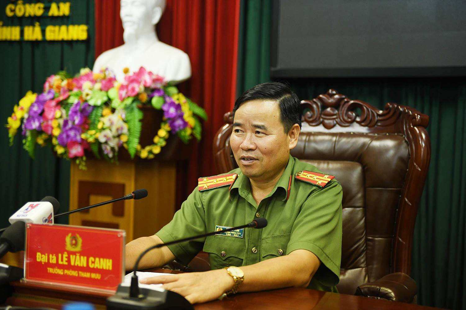 khoi to bi can bat tam giam vu trong luong 3 thang de dieu tra vu sua diem thi tot nghiep