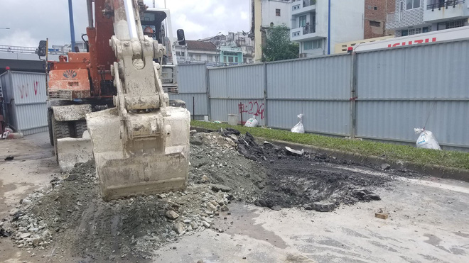 dai lo dai 300 nam o sai gon bi sut lun giao thong truc dong tay bi phong toa nhieu gio