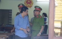 bi vo lang ma va duoi ra khoi nha cuu cong an giet nu viet kieu uc roi tu tu