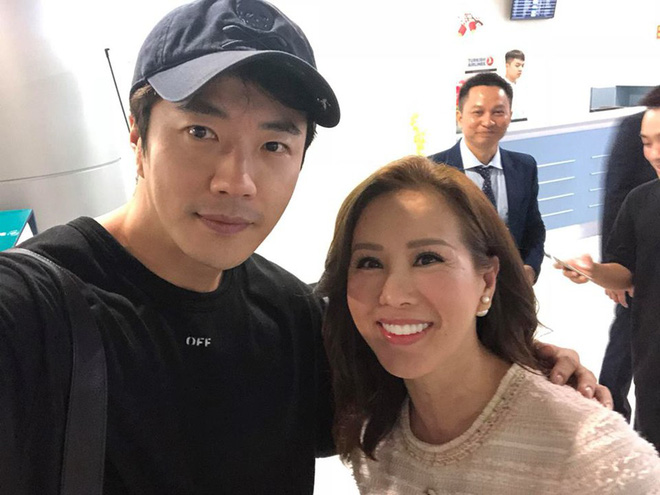 hoa hau thu hoai ra tan san bay don tai tu nac thang len thien duong kwon sang woo