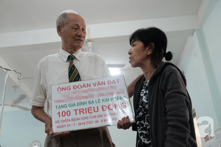 be trai bi me ruot dam thung ruot duoc manh thuong quan 83 tuoi mong muon dua ve nuoi day